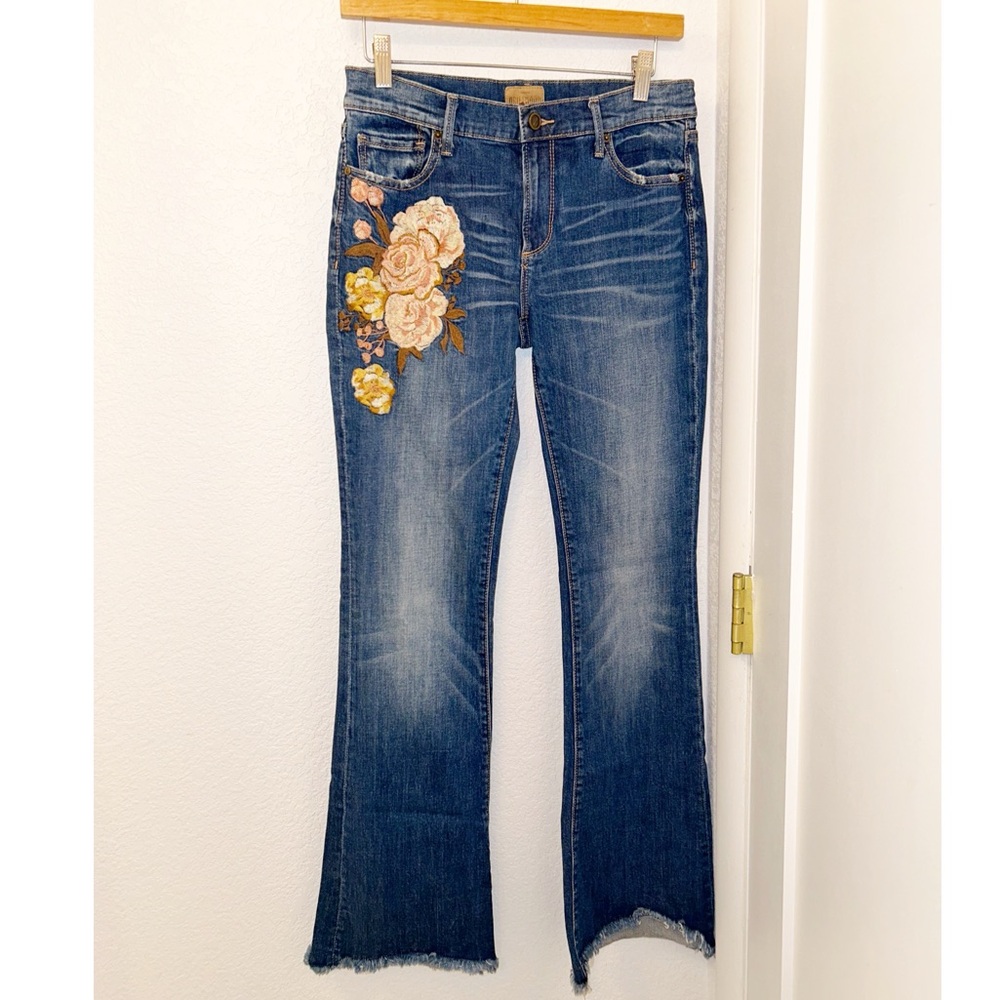 ANTHRO x DRIFTWOOD Eva Floral Embroidered Bootcut Jean Whiskering Raw hem SZ: 28